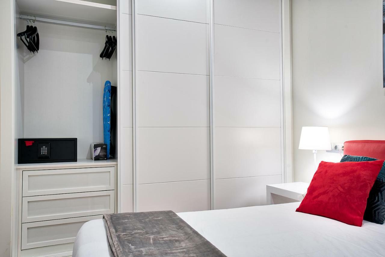 Apartamentos Cava Baja Madrid Exterior foto
